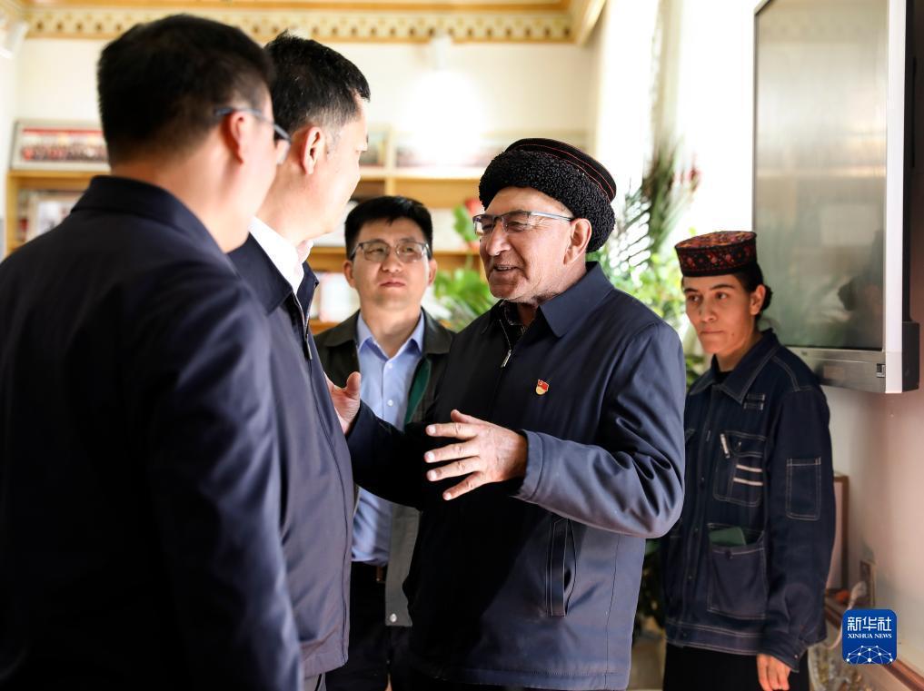 bg游戏下载